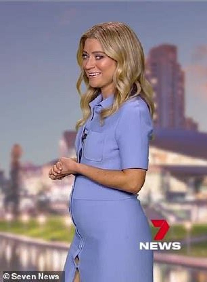 
Is Amelia Mulcahy Pregnant Again? 7NEWS Adelaide Weather Presenter’s Appearance Has Fans Confused 