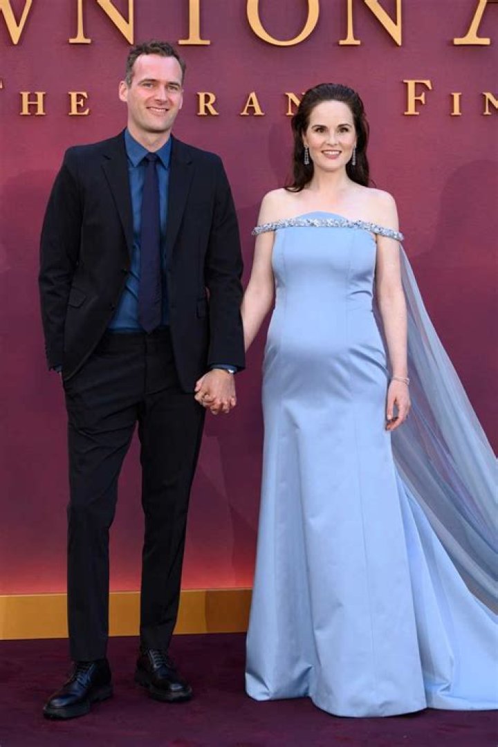 
Jasper Waller-Bridge, Michelle Dockery Partner Age And Instagram 